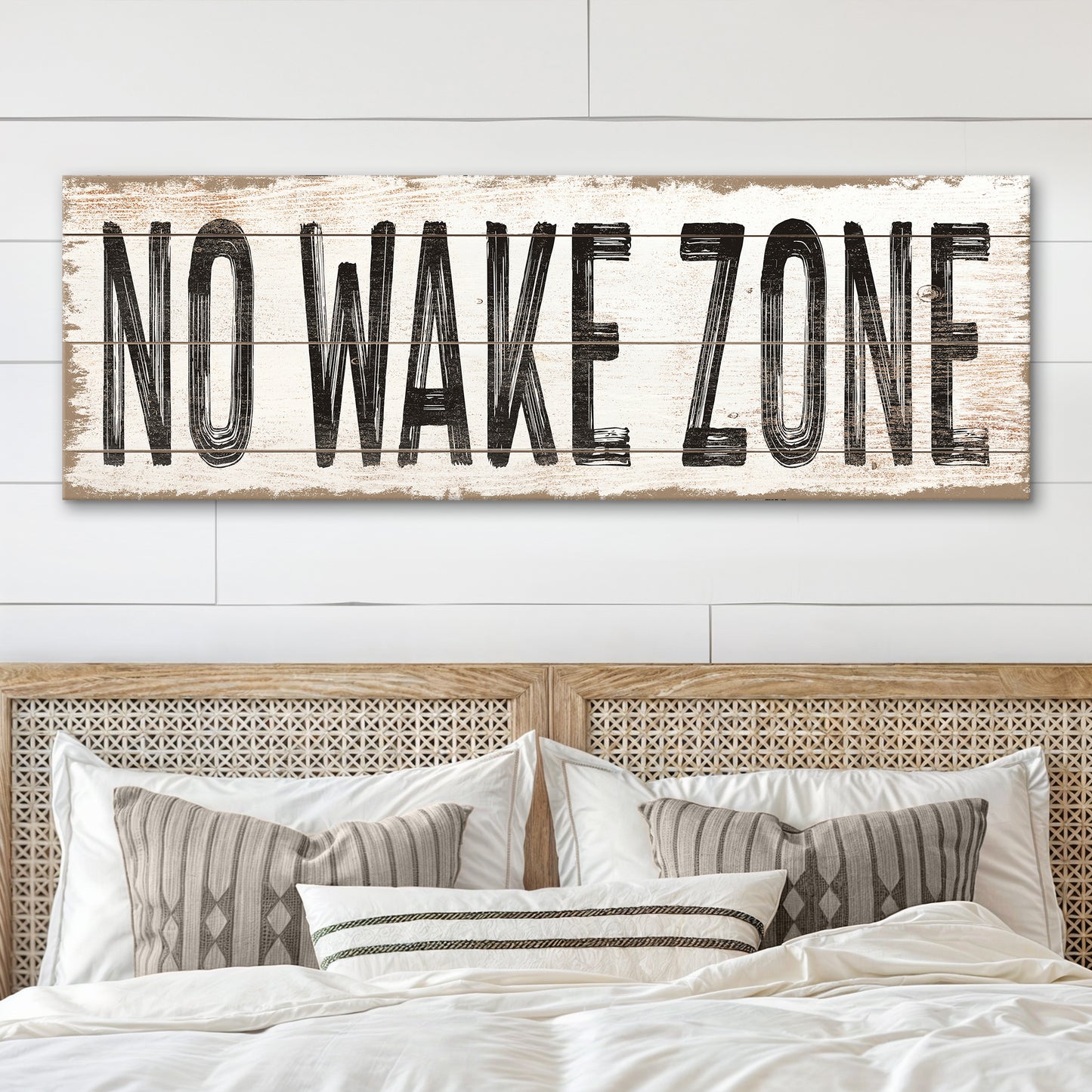 No Wake Zone Sign XVII