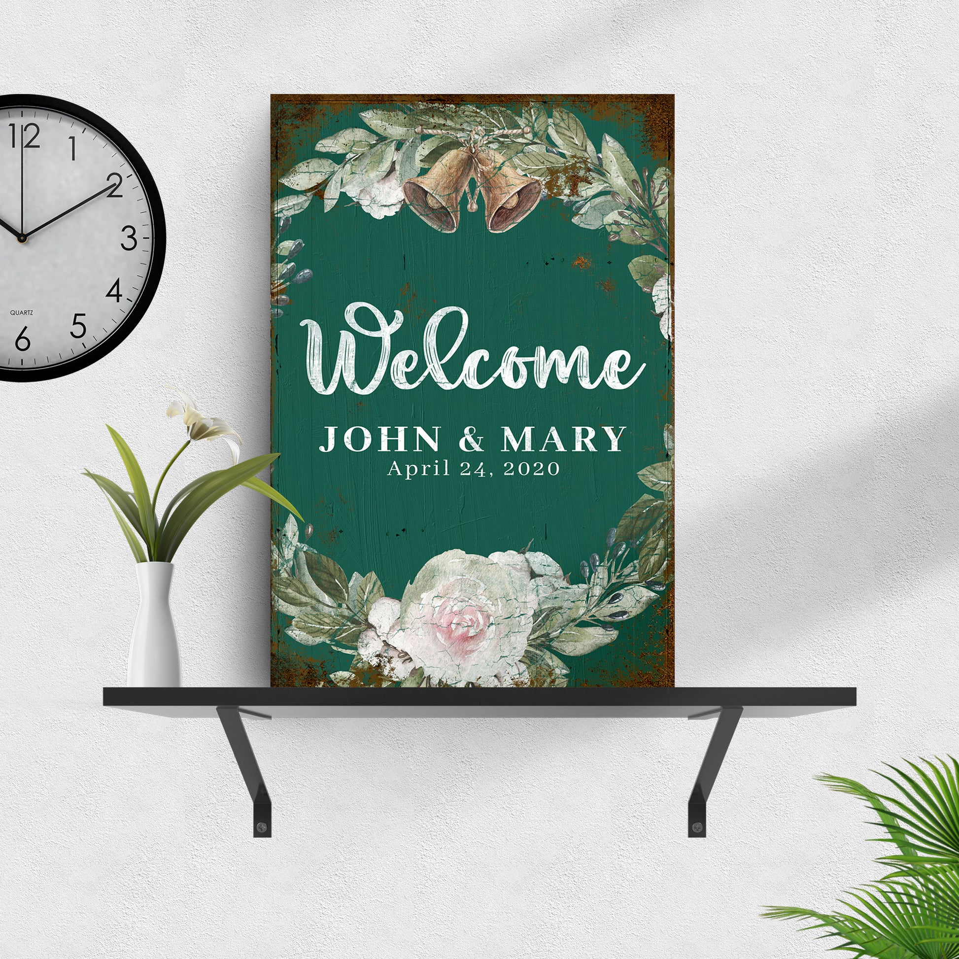 Welcome Wedding Sign II Style 2 - Image by Tailored Canvases